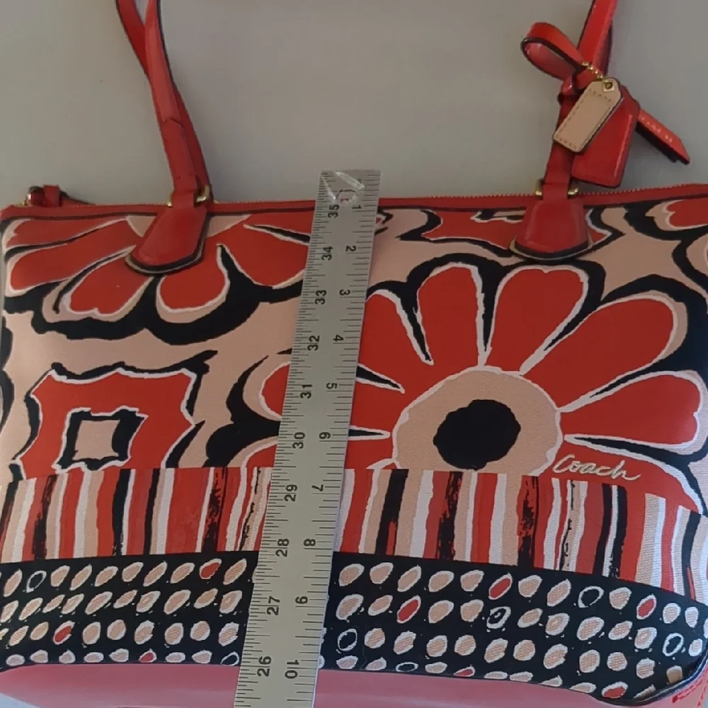 Coach Red and Black Floral Shoulder Bag - Picture 2 of 8